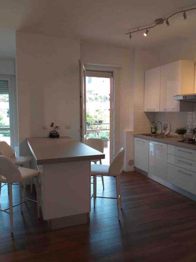 Ferienwohnung Sesto Calende Centro Exterior foto