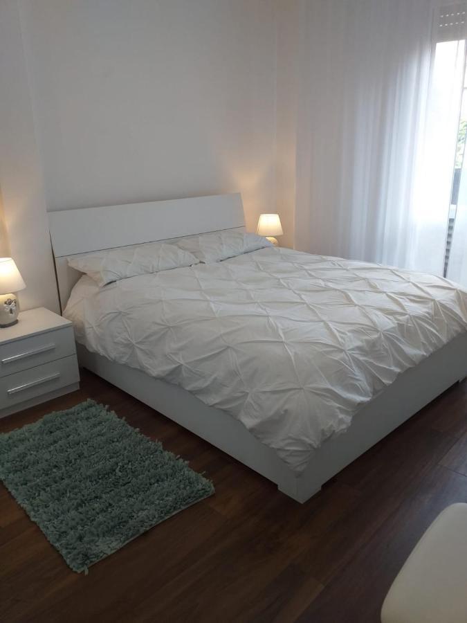 Ferienwohnung Sesto Calende Centro Exterior foto
