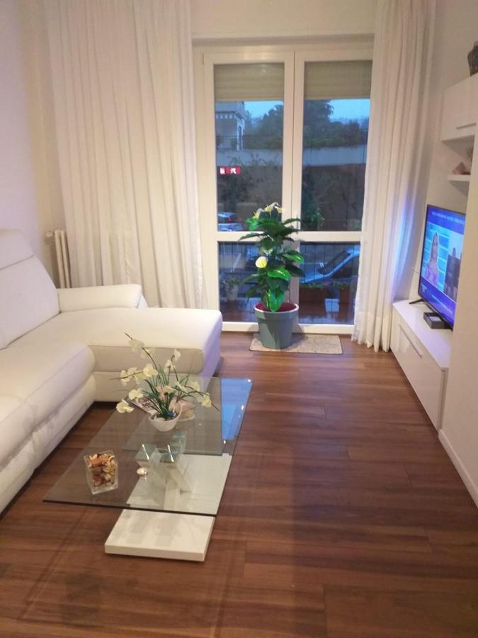 Ferienwohnung Sesto Calende Centro Exterior foto
