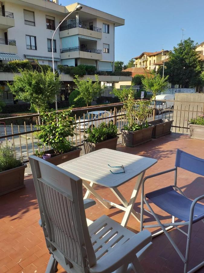 Ferienwohnung Sesto Calende Centro Exterior foto